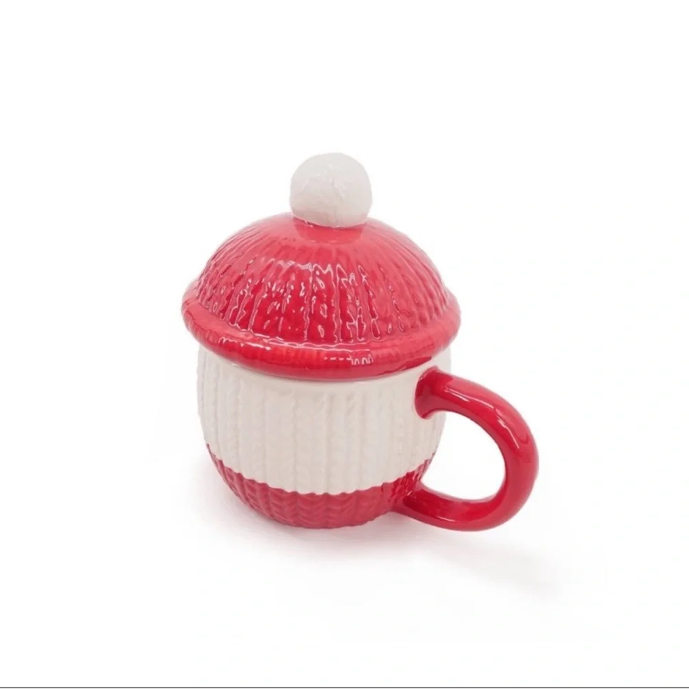 Target Bullseye Playground Christmas 2025 red white Knit Pom Pom Hat Mug w/ Lid